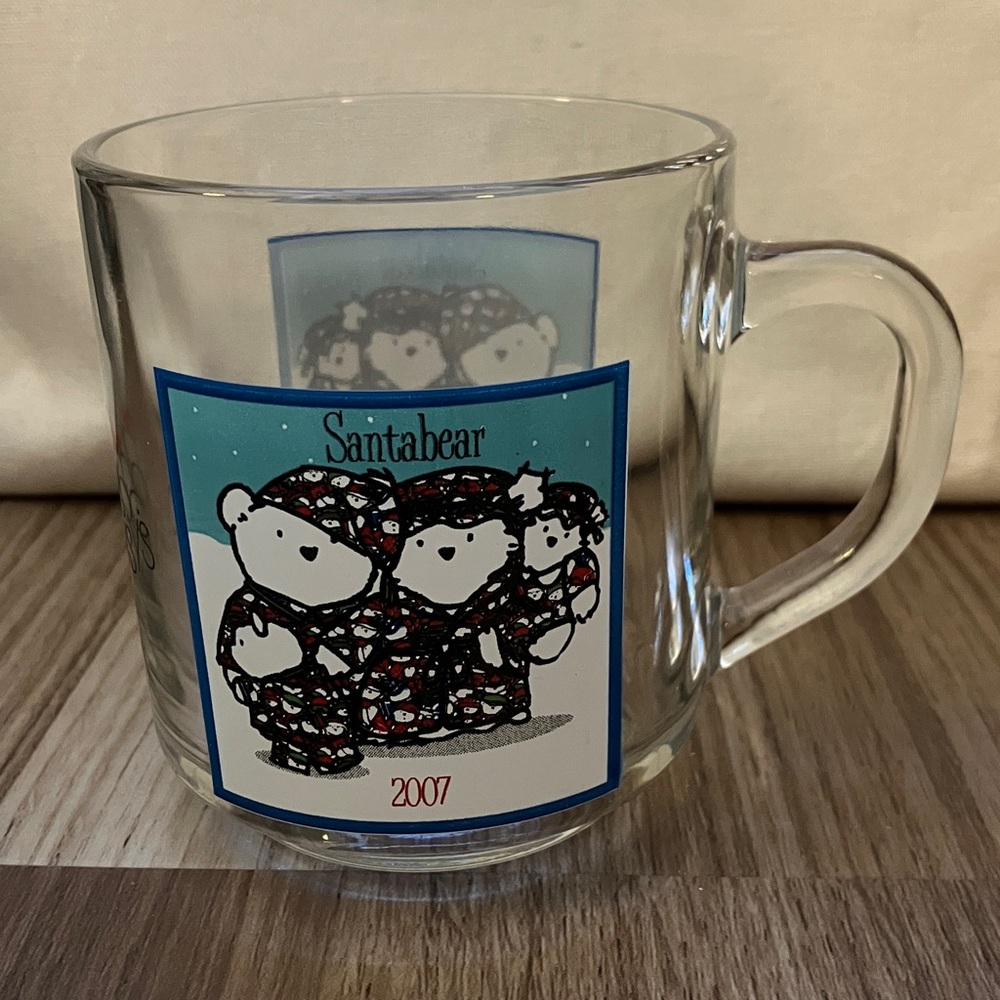 Macy‘s Chicago 2007 Walnut Room Souvenir Clear Glass Mug with Santabear Design